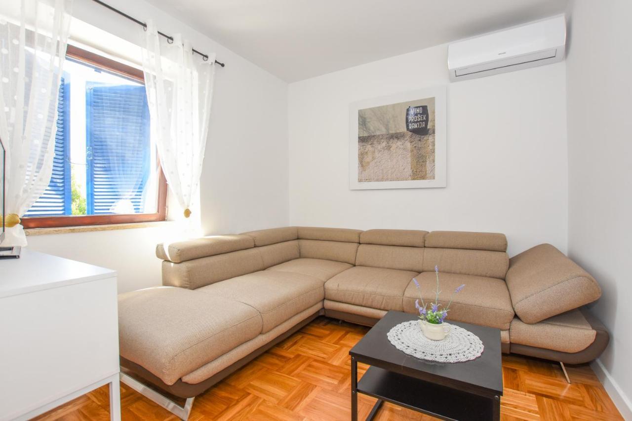 Apartment Sidro พาก ภายนอก รูปภาพ